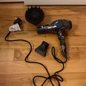 GEM FORCE Hair Dryer with Attachments